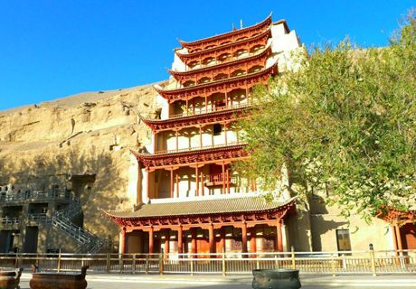甘肃敦煌莫高窟 现存规模最大、内容最丰富的佛教艺术地